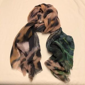 Chic 100% modal tiger scarf or wrap.